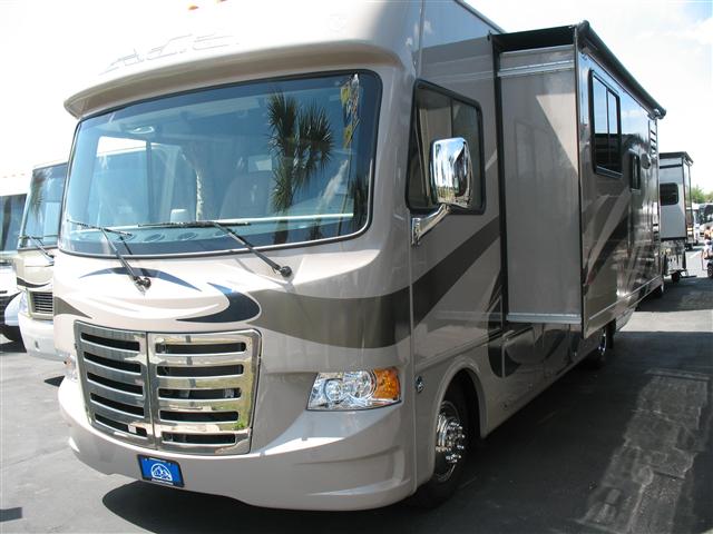 2013 THOR MOTOR COACH ACE